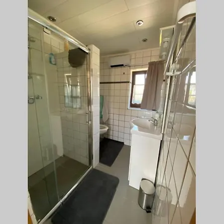 La Petite Maison بيت للعطل Bienne-lez-Happart