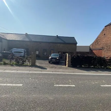 La Petite Maison Сasa de vacaciones Bienne-lez-Happart